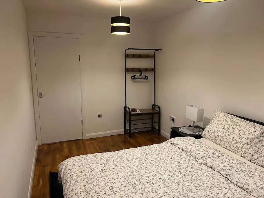 Perfect For Families And Friends - 2 Bedroom Apartment In Central London - Peckham 0*,  United Kingdom